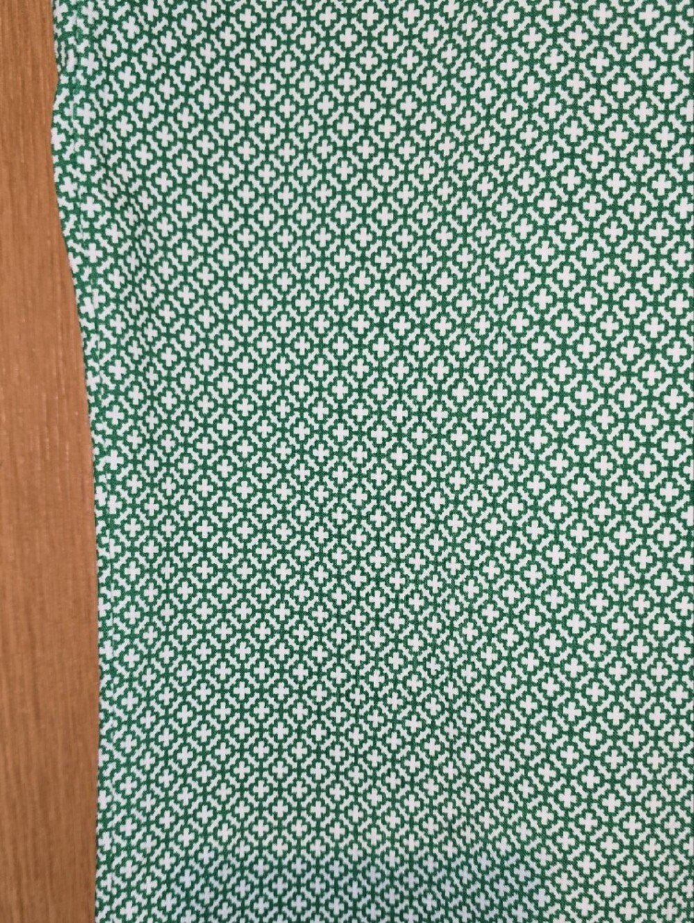 Cynthia Rowley Green Patterned Capris - Picture 4 of 6